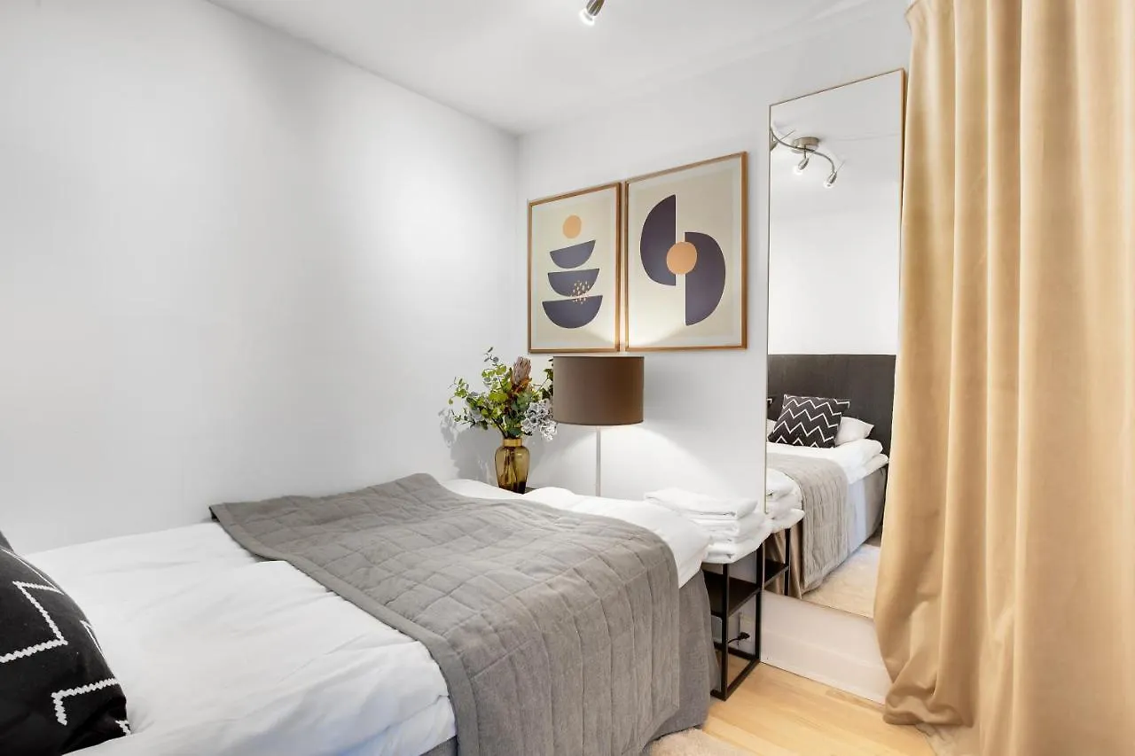 Sanders Leaves - Cute One-Bedroom Apartment With A Large Rooftop Terrace Copenhagen