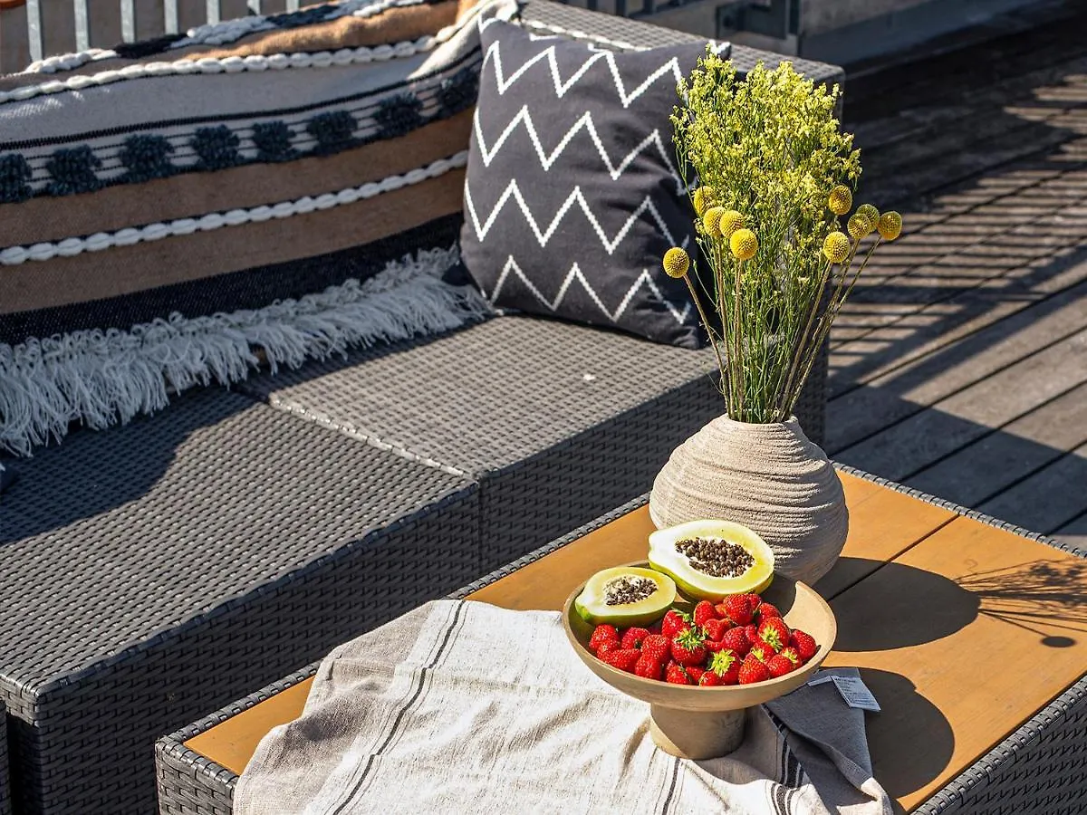 Sanders Leaves - Cute One-Bedroom Apartment With A Large Rooftop Terrace Copenhagen Denmark